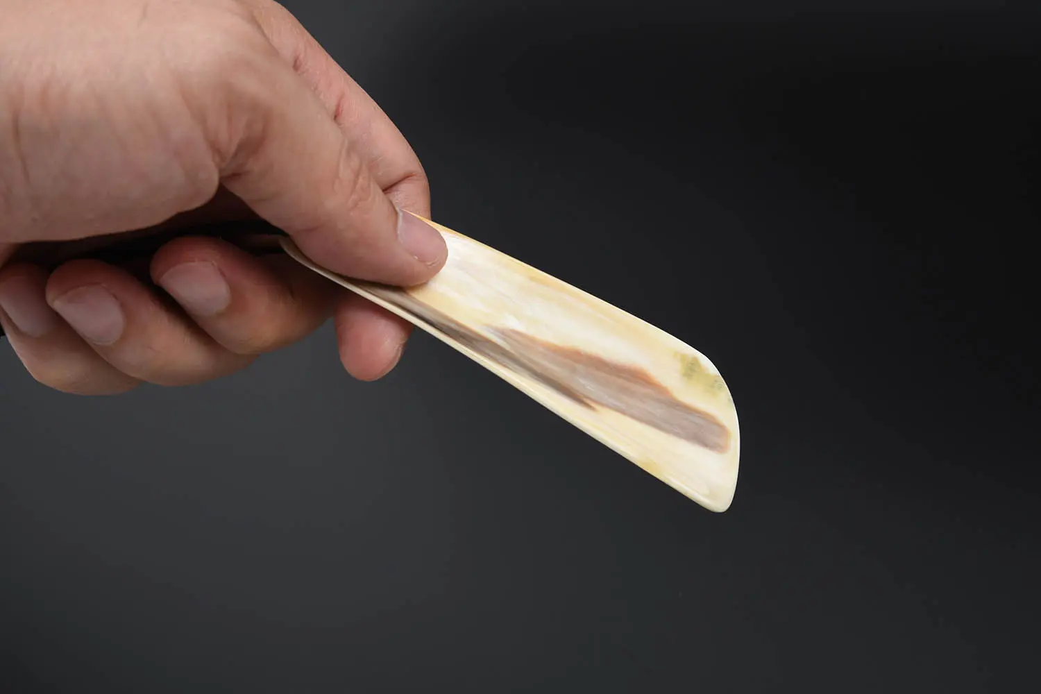 ABBEYHORN SHOEHORN - FLAT WITH THONG - 4