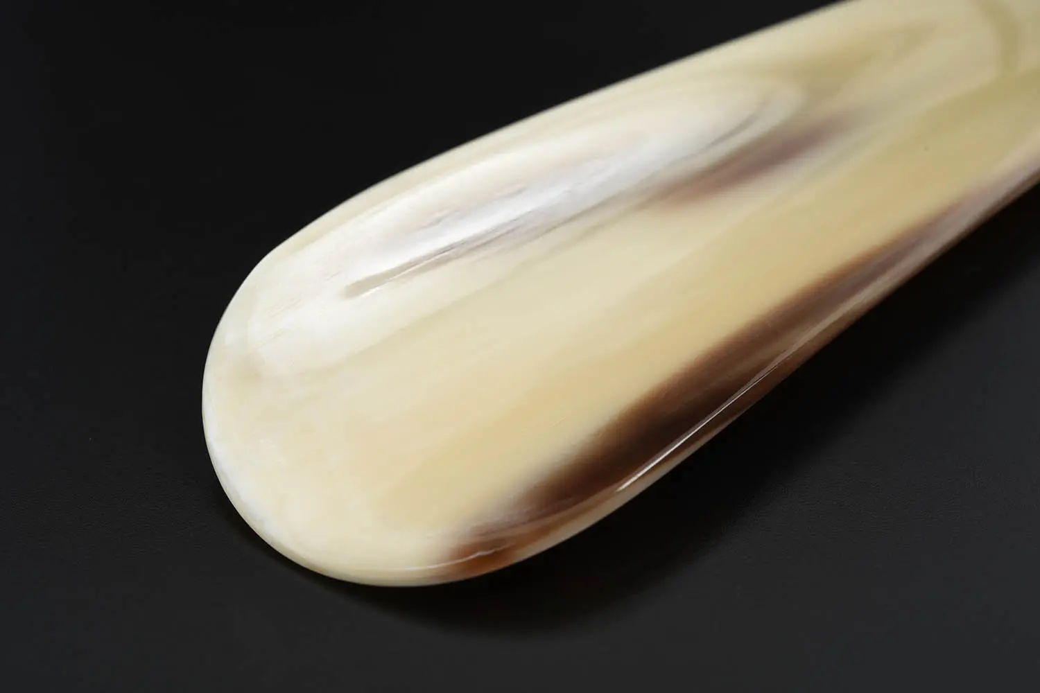 ABBEYHORN SHOEHORN - FLAT WITH THONG - 4