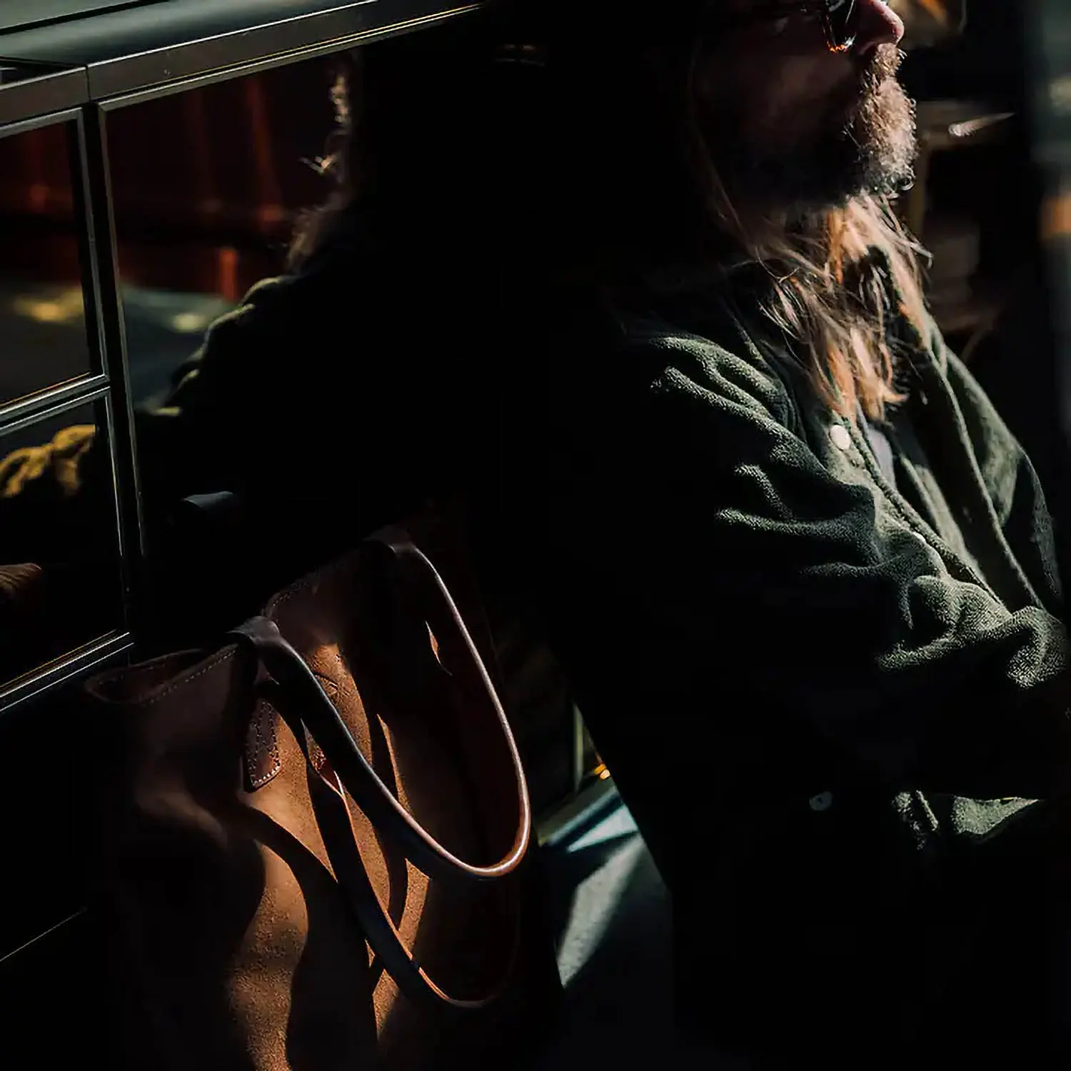 Bennett Winch Suede Tote Bag (Suede Brown)