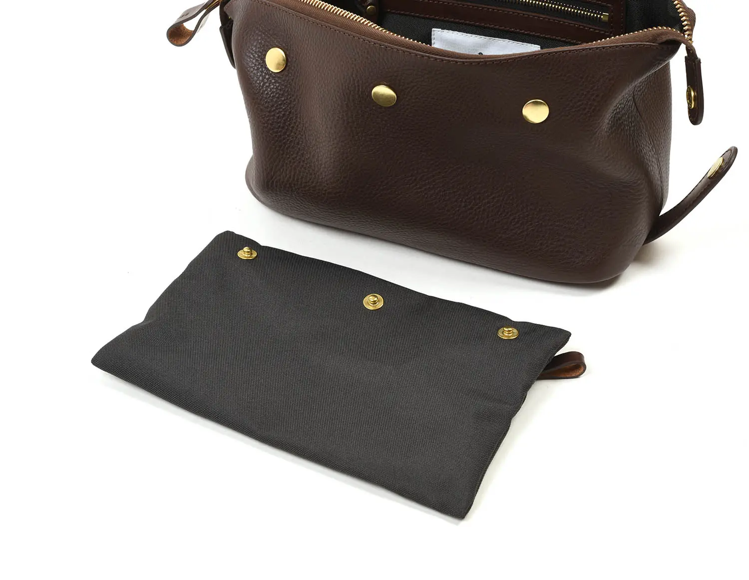 BENNETT WINCH Leather Wash Bag / Dopp Kit, Brown