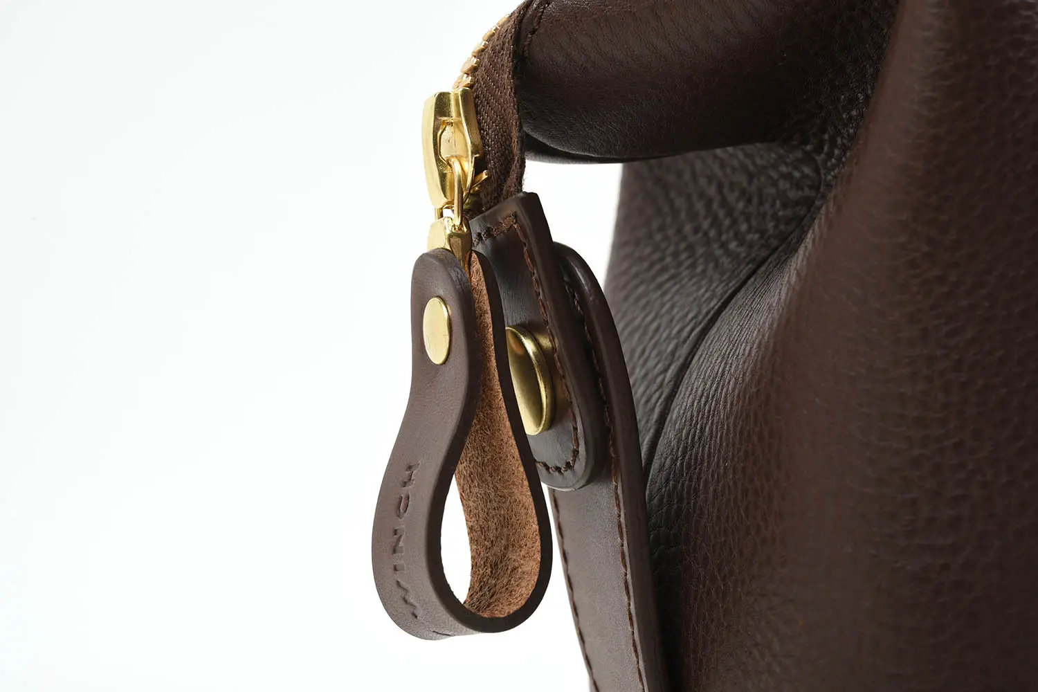 BENNETT WINCH Leather Wash Bag / Dopp Kit, Brown