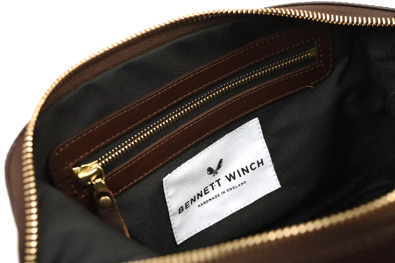 BENNETT WINCH Leather Wash Bag / Dopp Kit, Brown