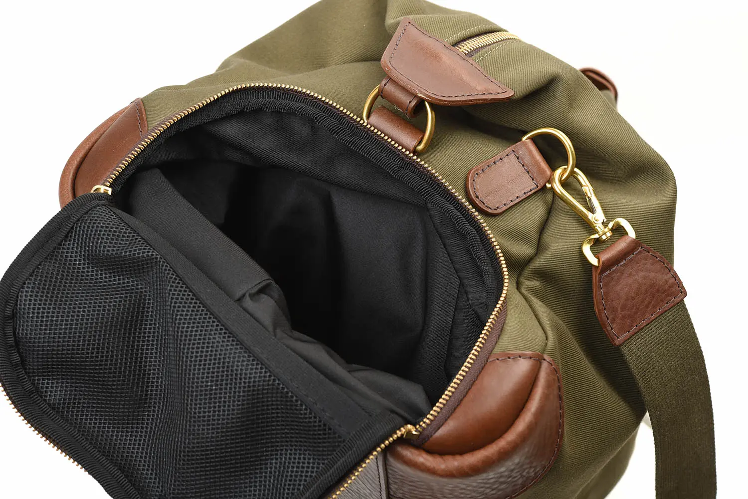 BENNETT WINCH Weekender, Olive