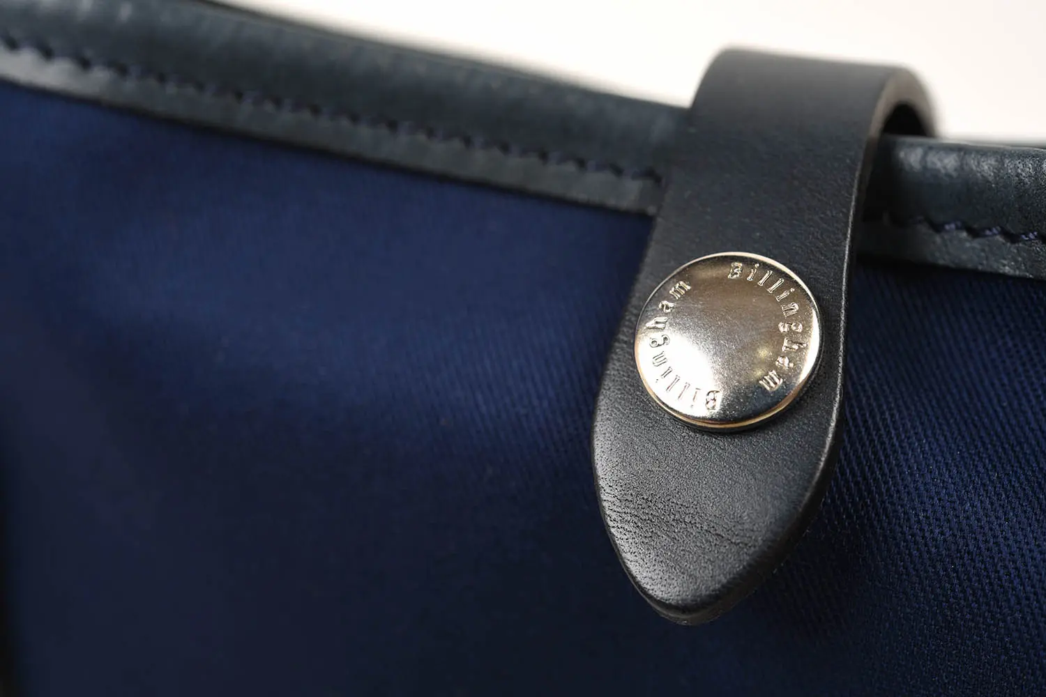 Billingham One shoulder sling bag Navy/Navy