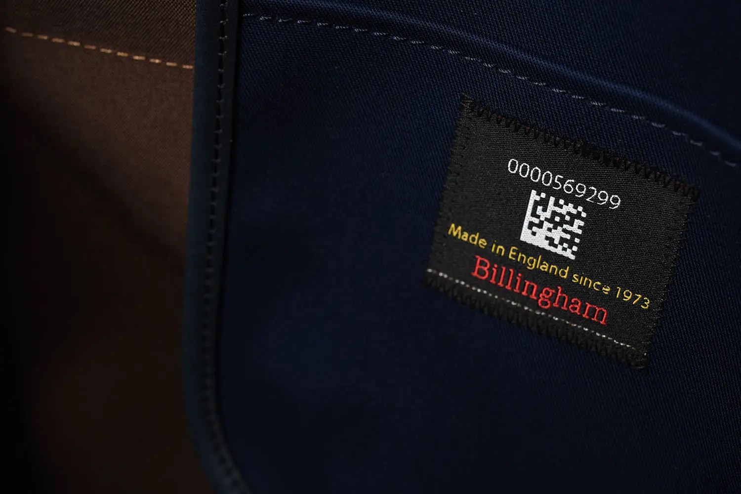 Billingham One shoulder sling bag Navy/Navy