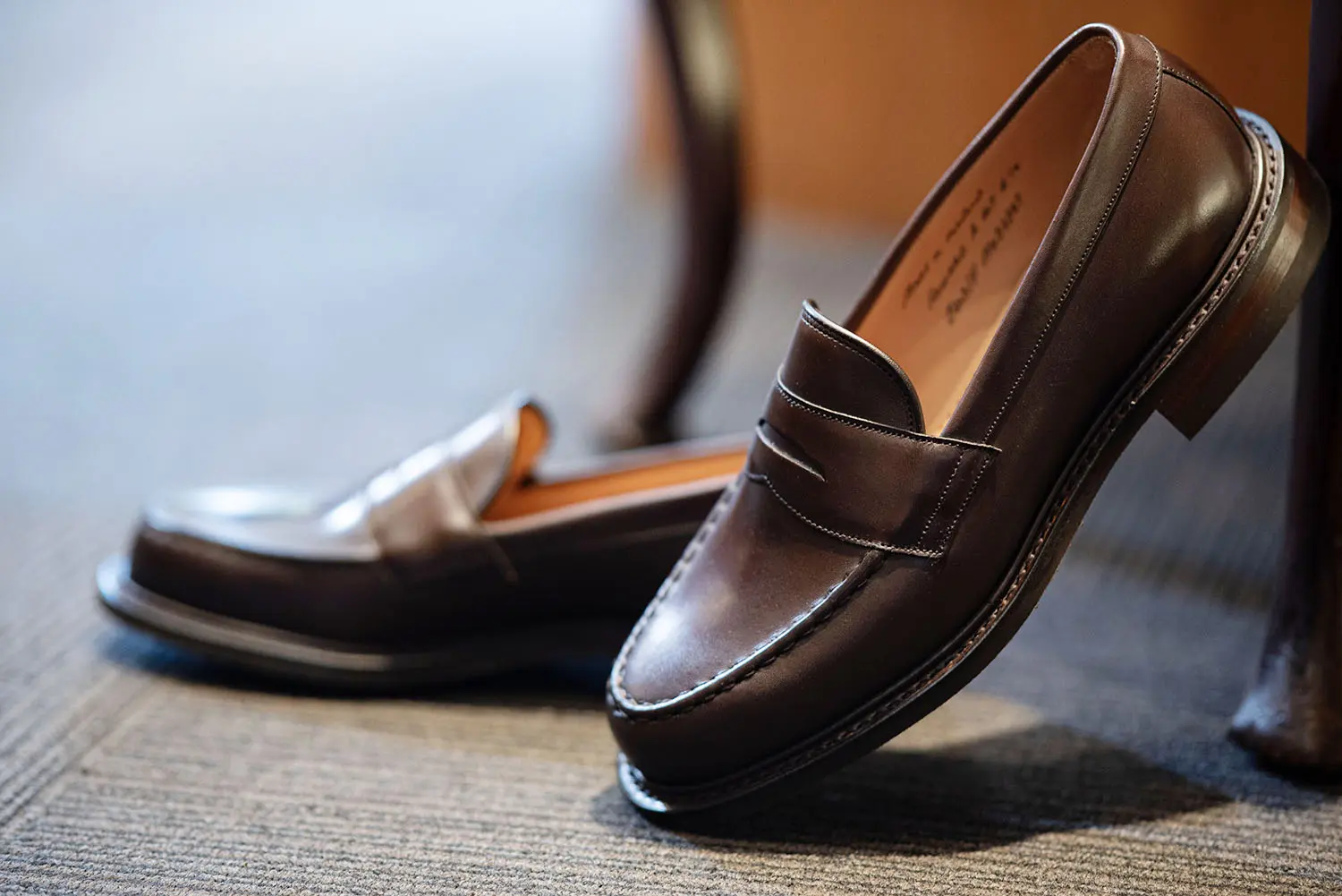 祻եˡ Howard R ALT TUSCAN BROWN CALF