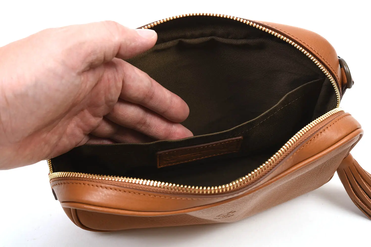 CI-VA 2136VOLA ߥ˥ (CAMMELLO)