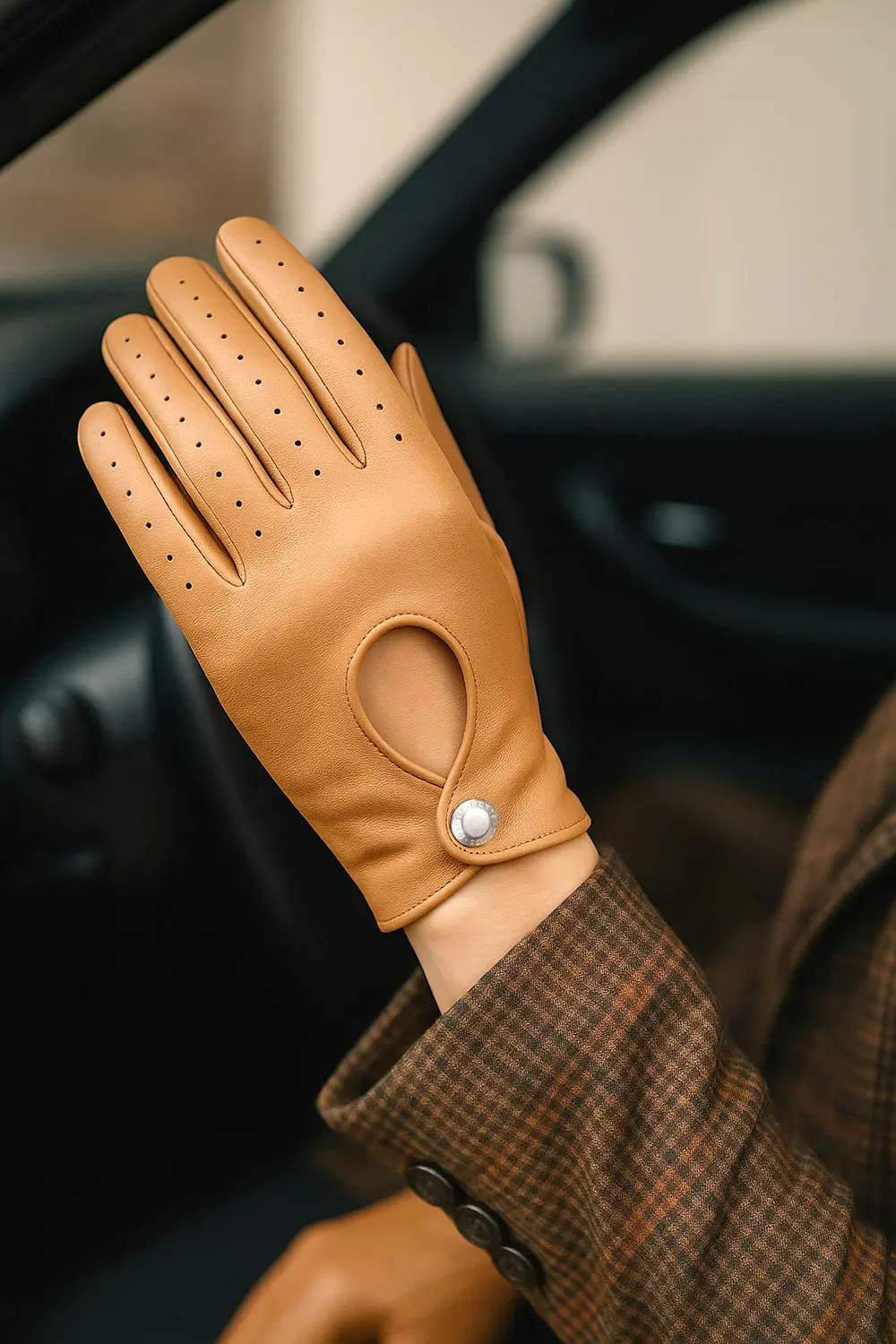 ǥ 7-3008 Thruxton Ladies Key Hole Driving Gloves (Toffee)