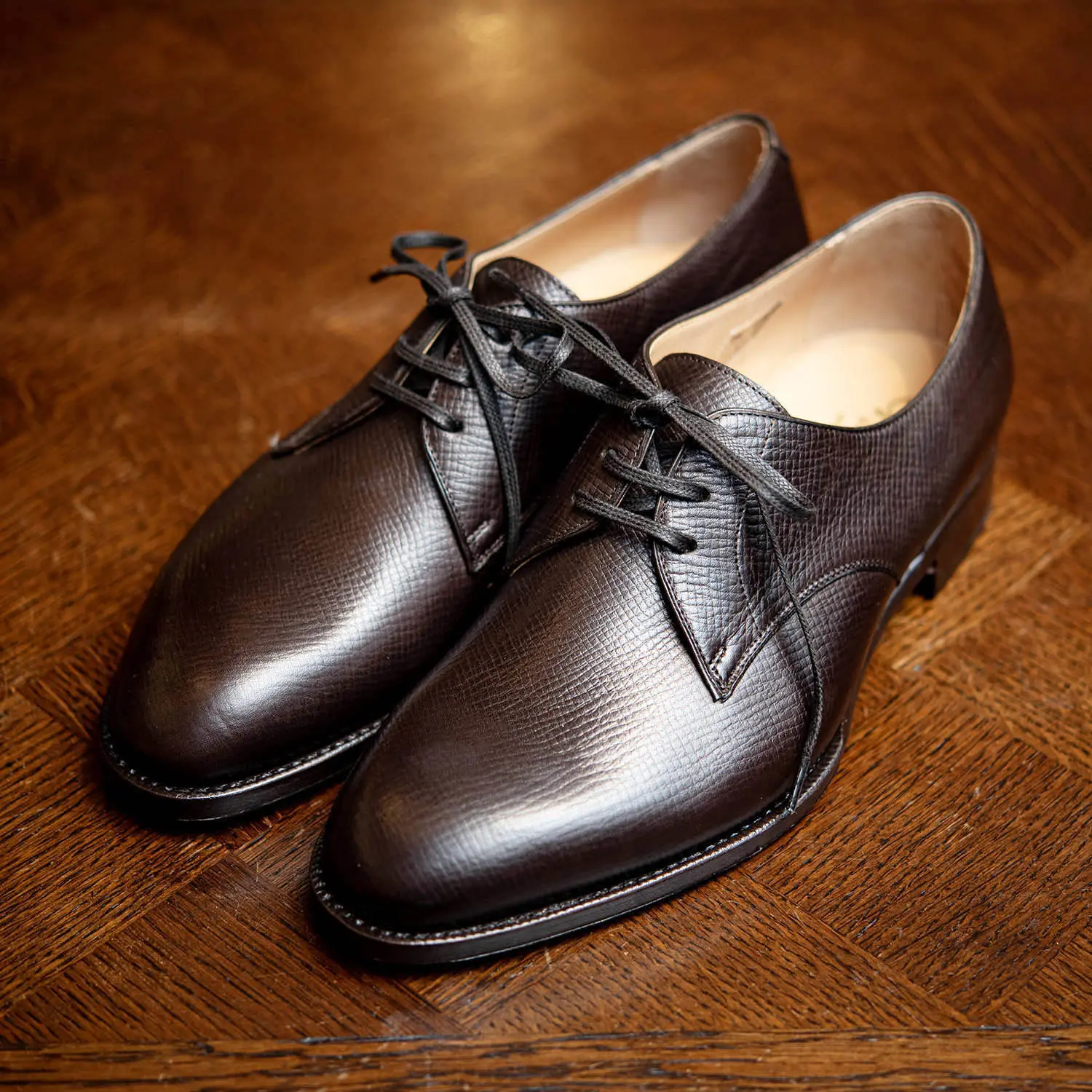 եƥåꥸ㥳åƥ FG600-007 UTHA CALF EBENE (T.MORO)