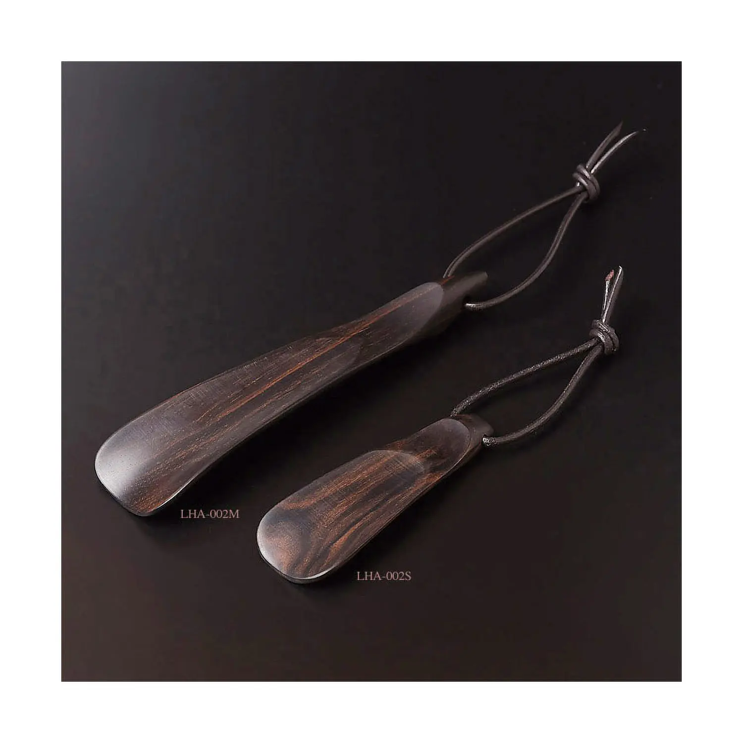 THE LAKOTA HOUSE LHA-002 EBONY SHOE HORN (M)