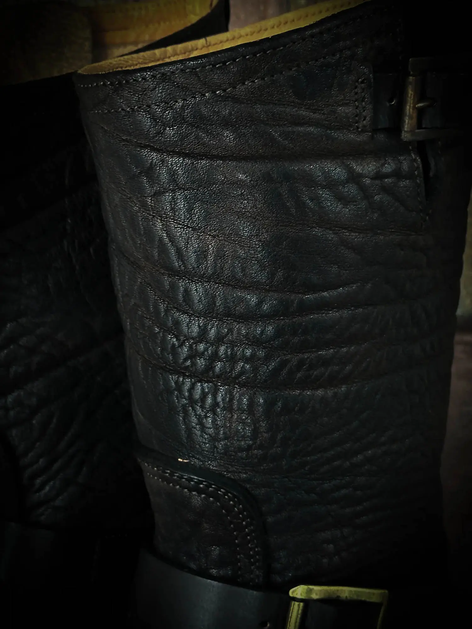 MOTOR 1060 NEW VINTAGE�����ꥢ��֥�ϥ��ɥɥ쥹���󥸥˥��֡���(BLACK)