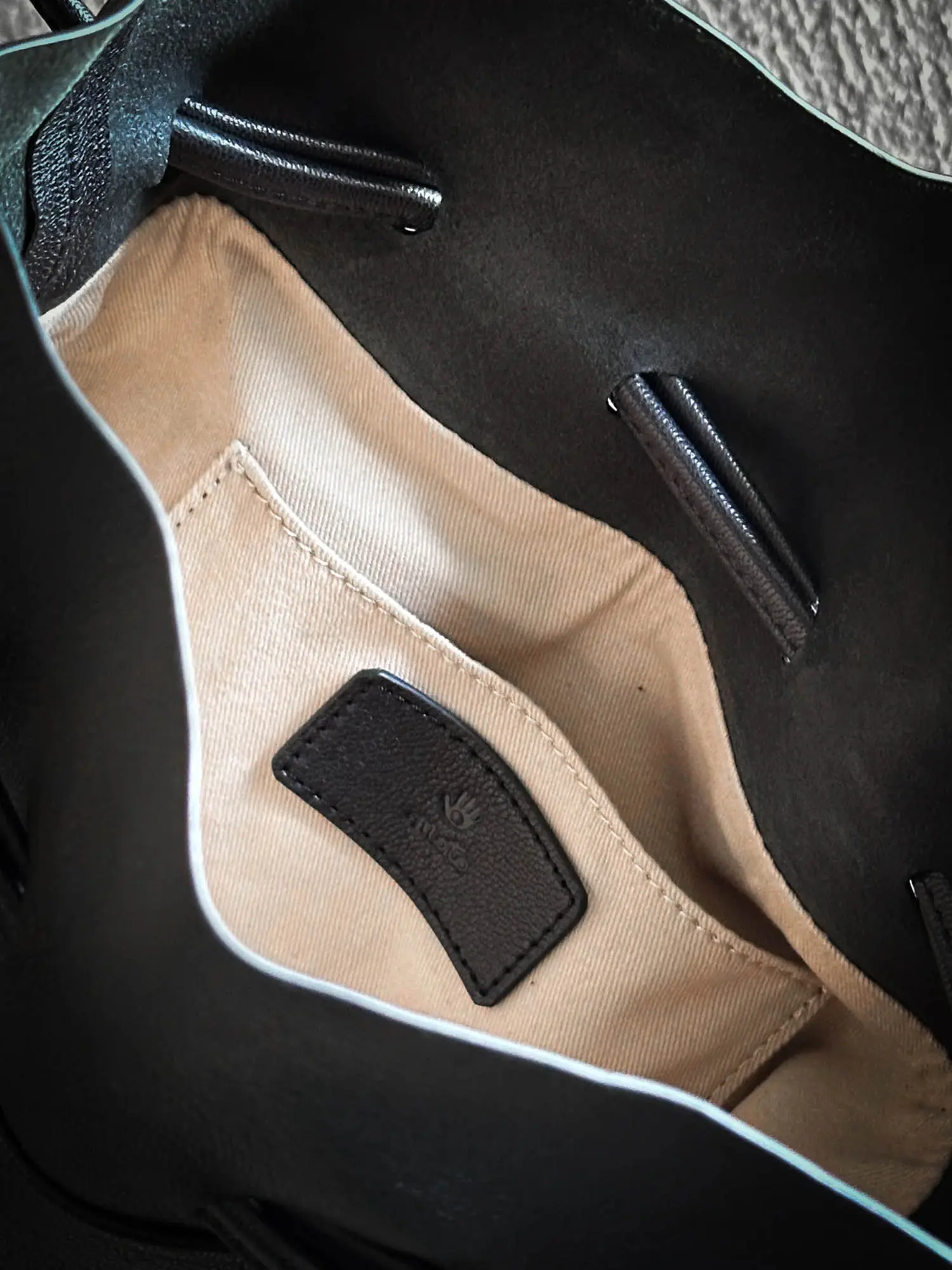 MOTO BAG70 ȥ쥶ݡ(BLACK)