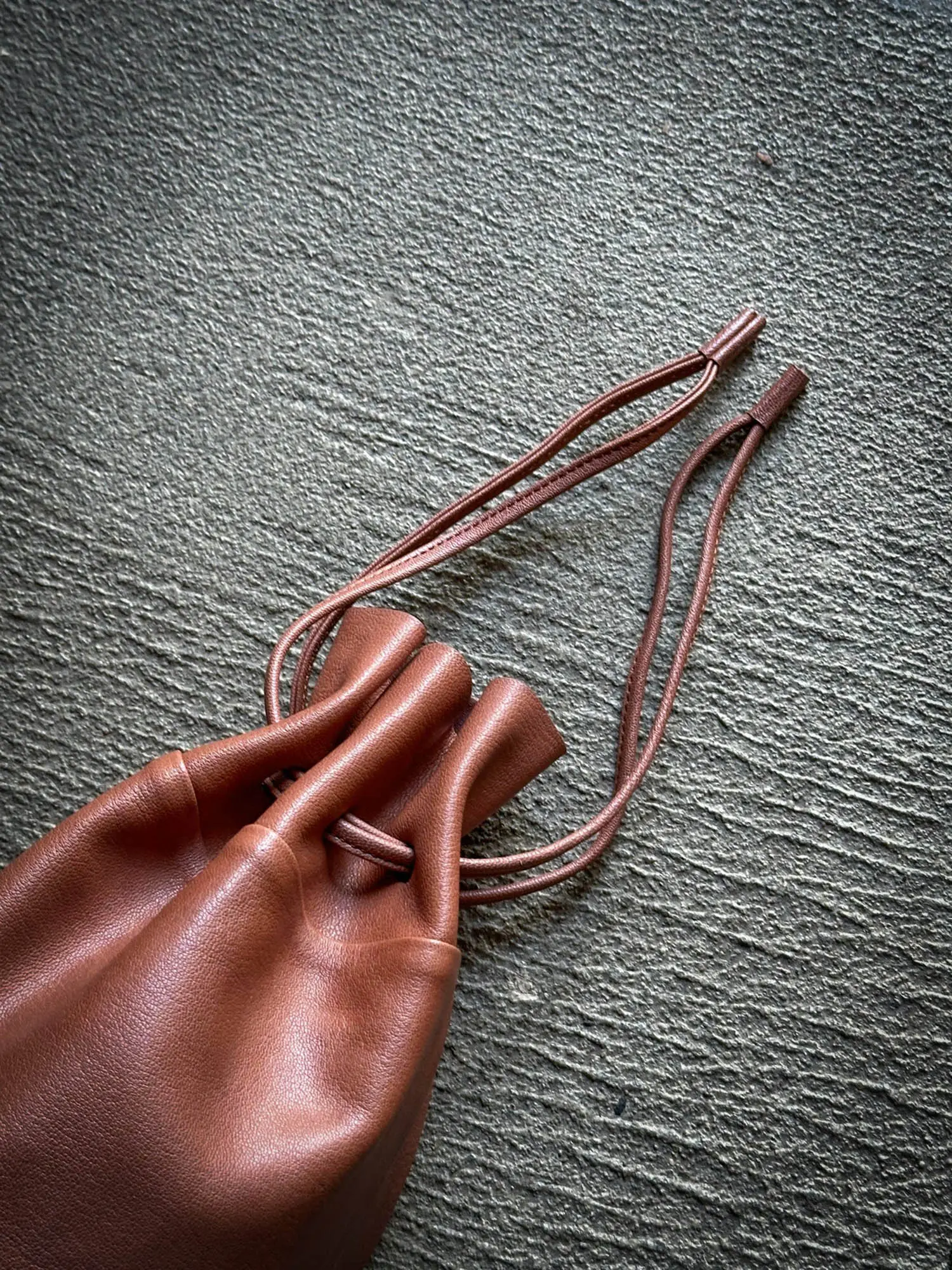 MOTO BAG70 ȥ쥶ݡ(BROWN)