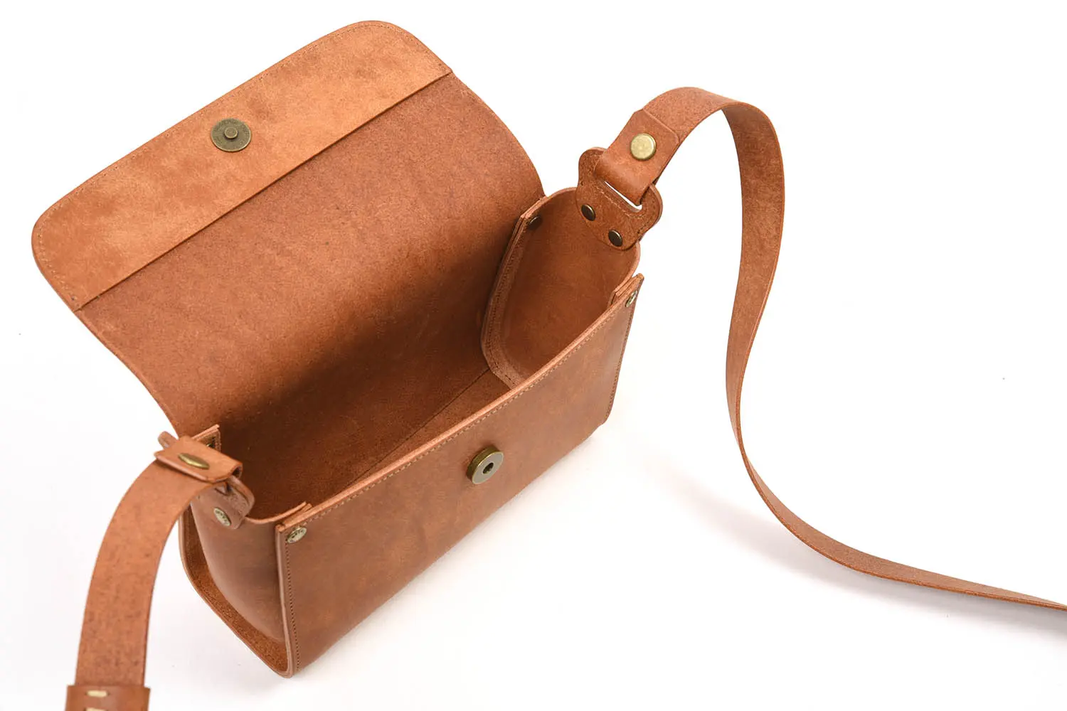 MOTO BAG71 ITALIAN COW LEATHER եåץߥ˥Хå (BROWN)