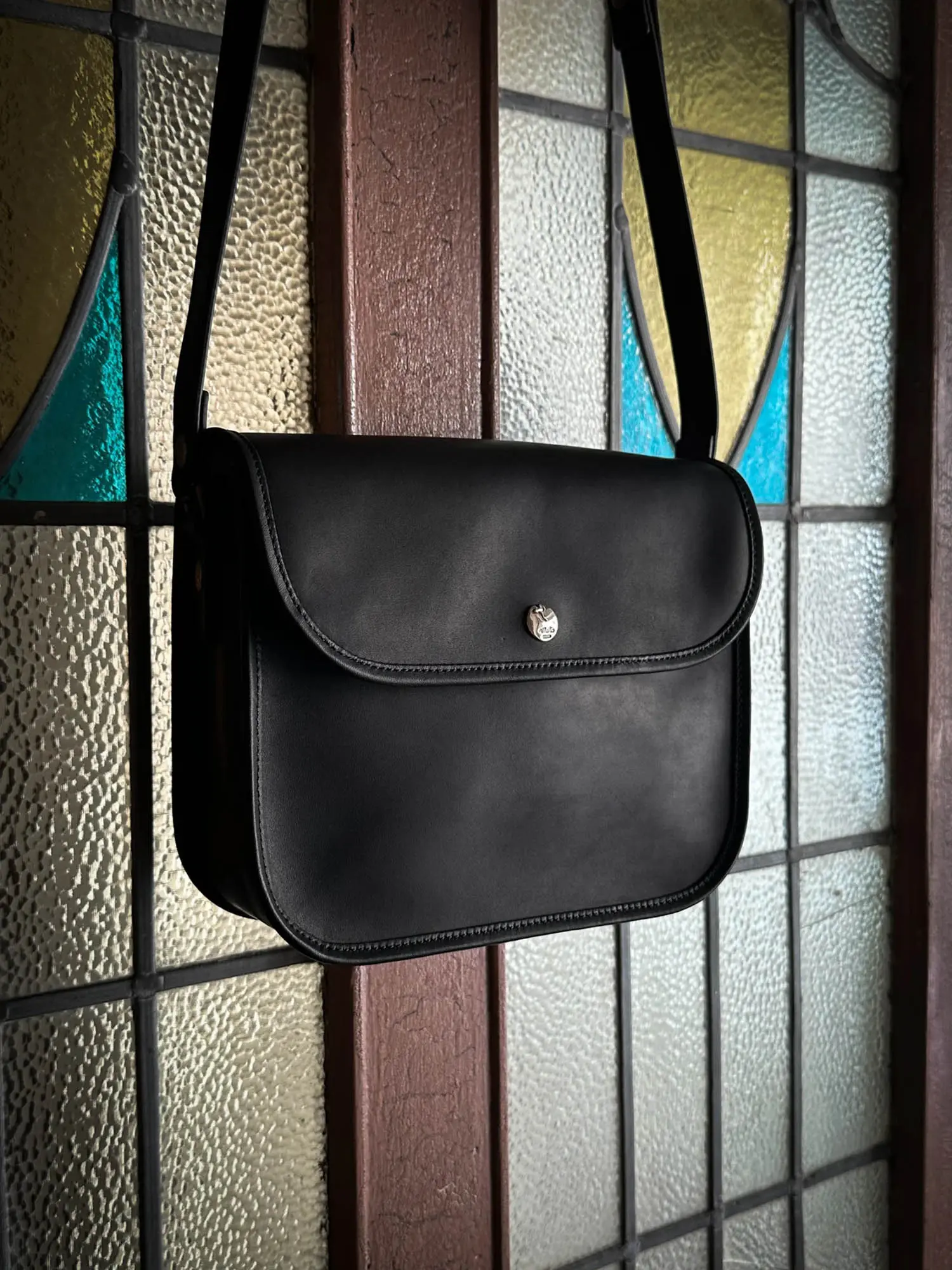 MOTO BAG72 OILED COW LEATHER եåץߥ˥Хå (BLACK)