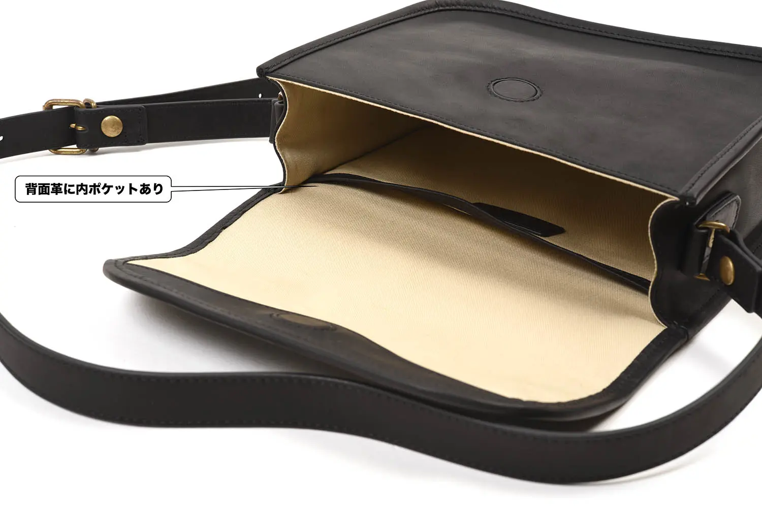MOTO BAG72 OILED COW LEATHER եåץߥ˥Хå (BLACK)