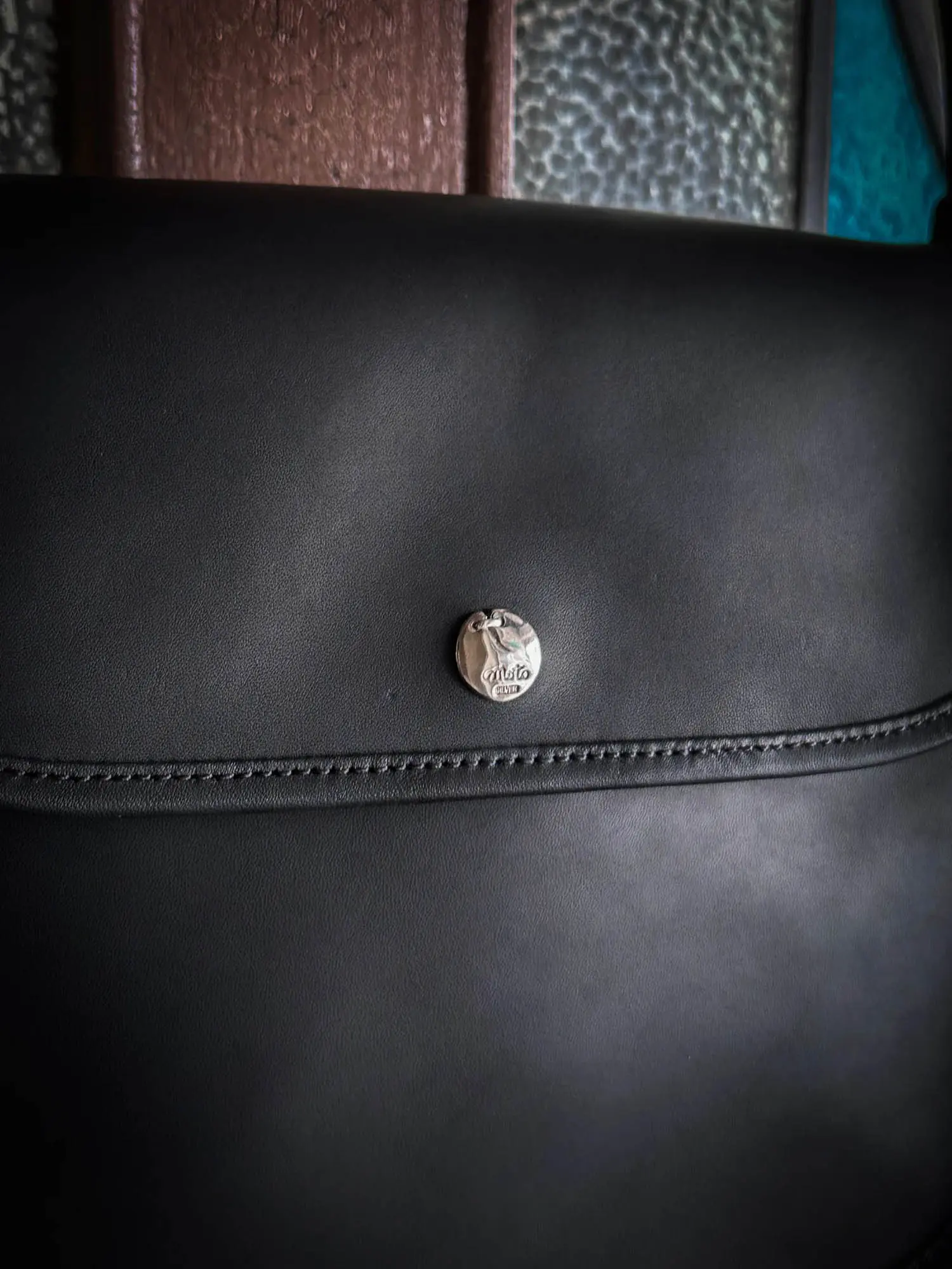 MOTO BAG72 OILED COW LEATHER եåץߥ˥Хå (BLACK)