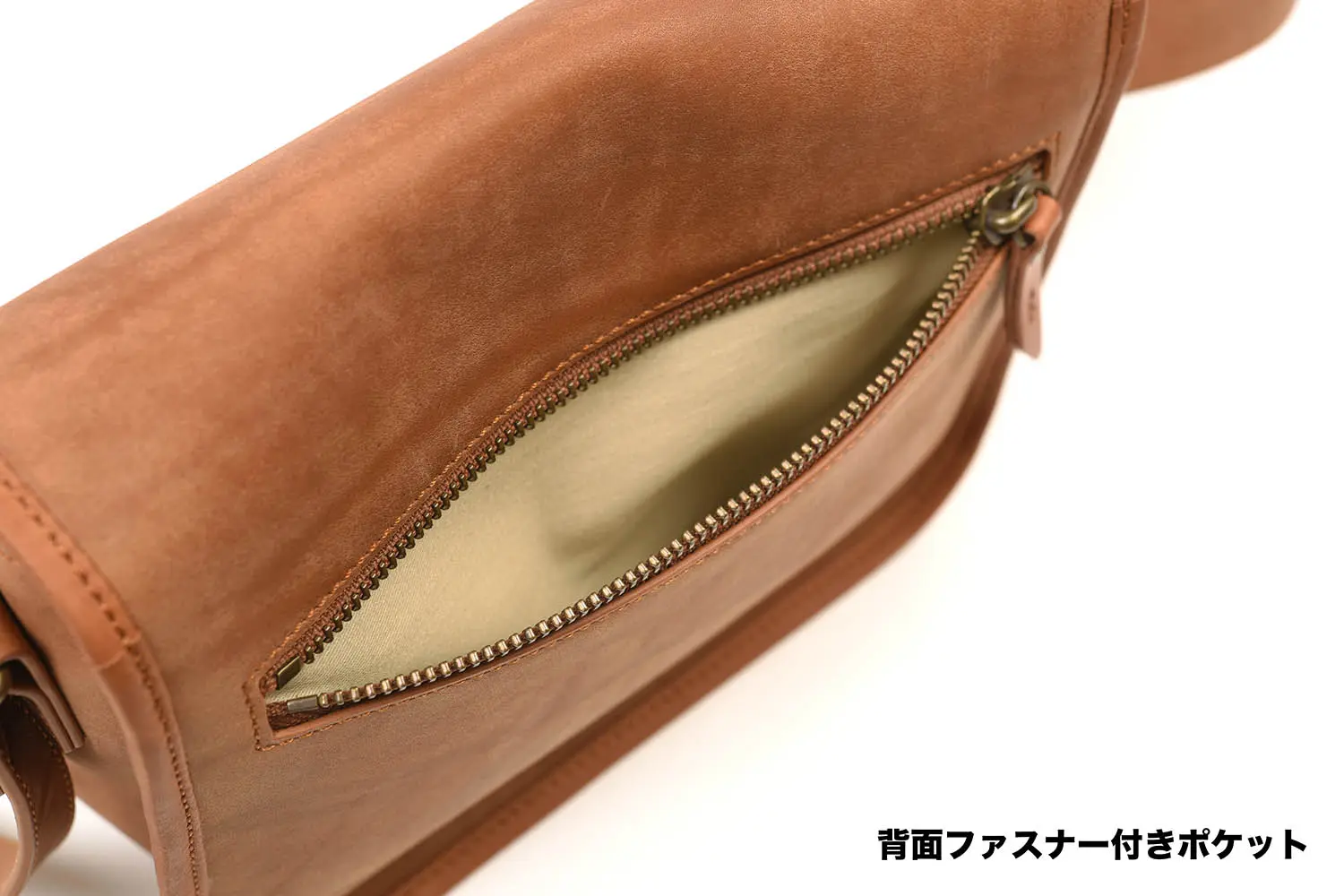 MOTO BAG72 OILED COW LEATHER եåץߥ˥Хå (BROWN)