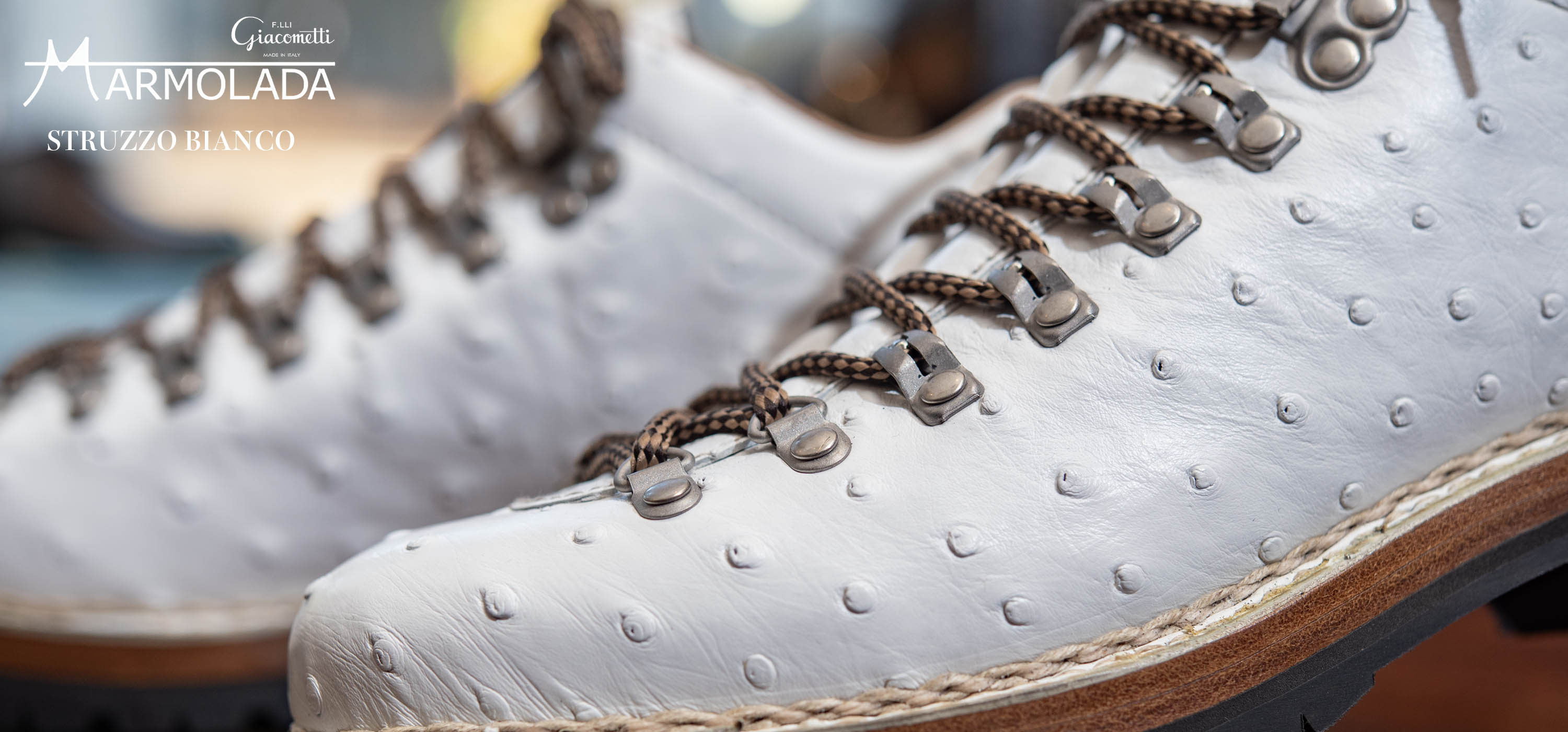 マルモラーダ FG521-020 STRUZZO BIANCO (オーストリッチホワイト)