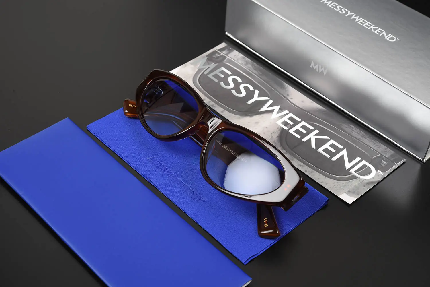 MessyWeekend BLADE ISO (HAVANA TRANSPARENT/GRADIENT BLUE)
