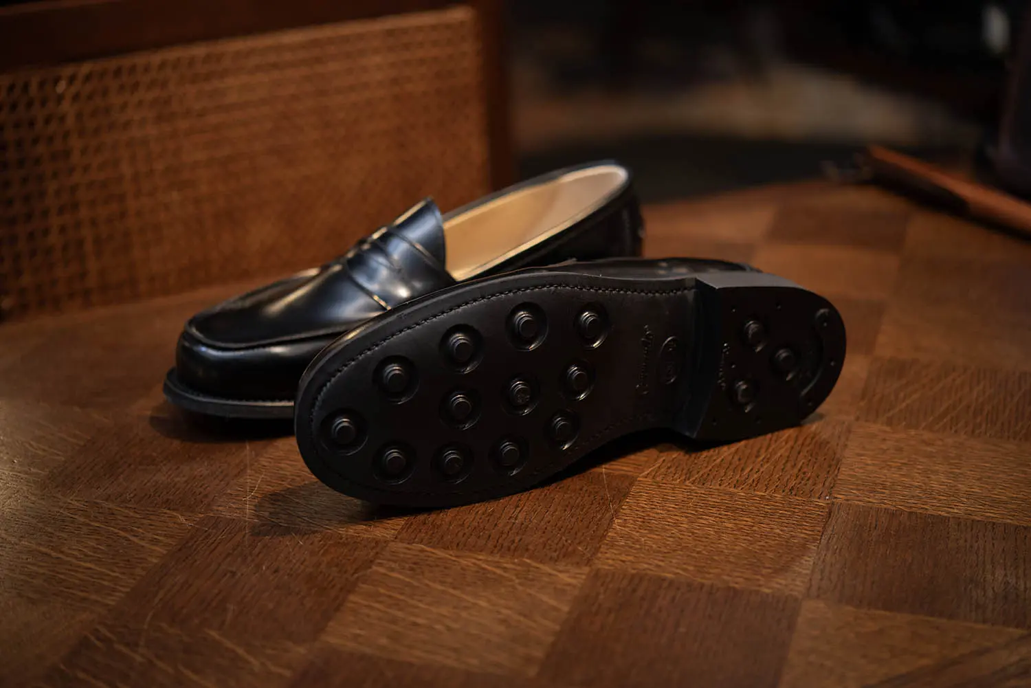  2314B ButtSeam Loafer Black Polishing Leather