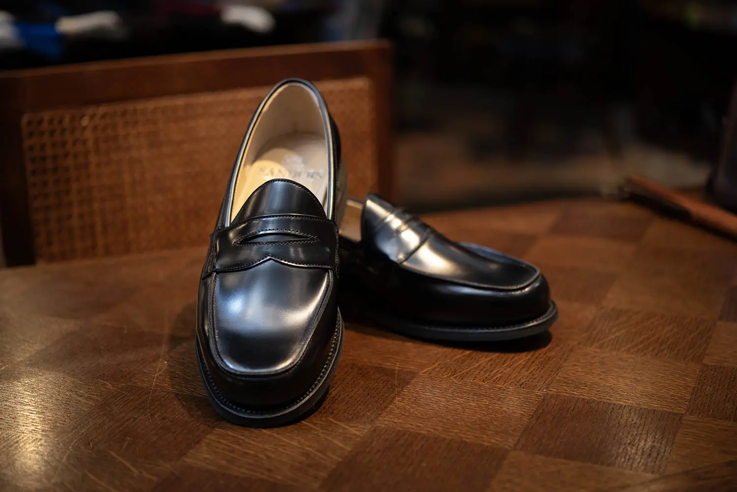  2314B ButtSeam Loafer Black Polishing Leather