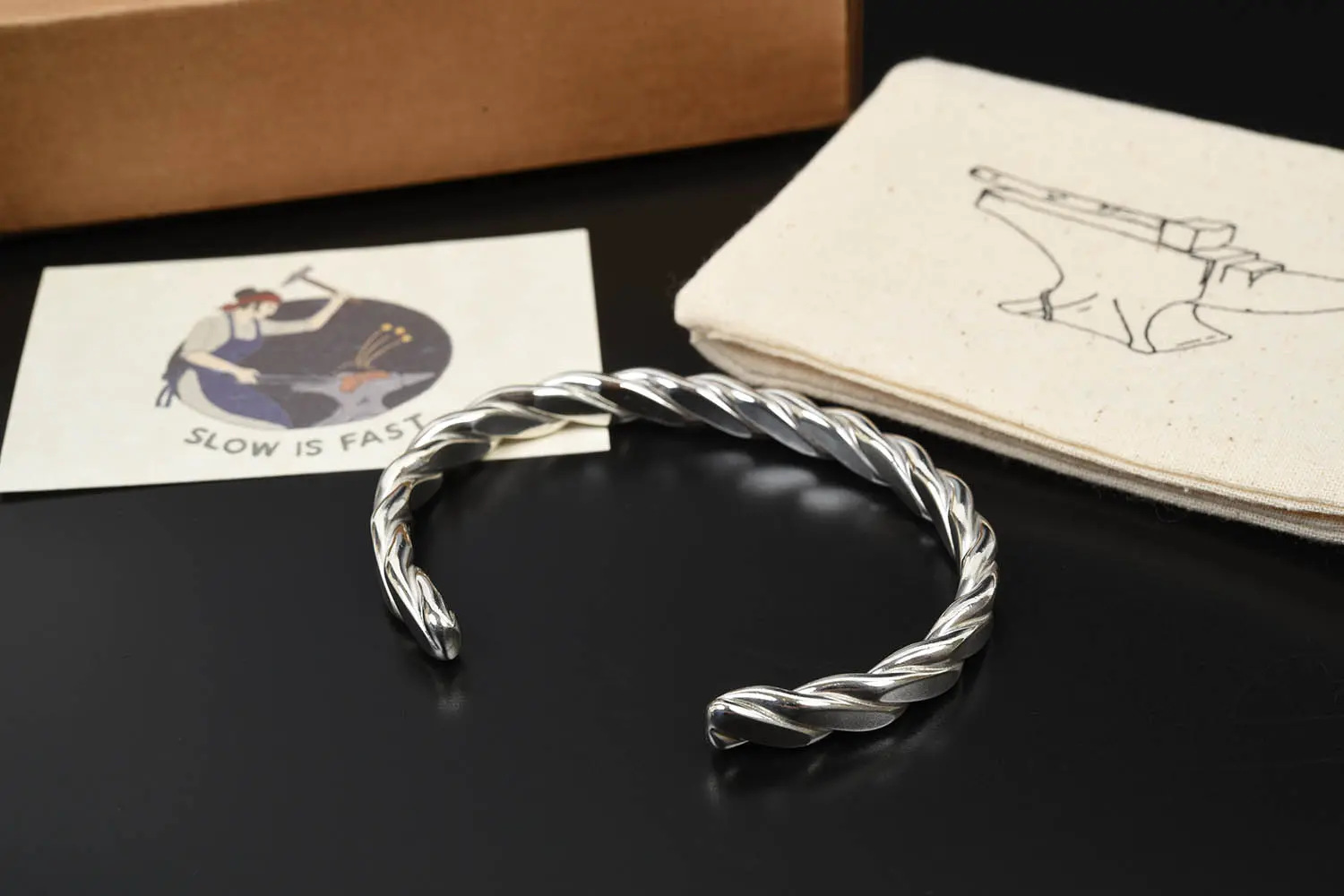 塼ɥ٥ Heavy Weight Plait Cuff 925 Silver Polished