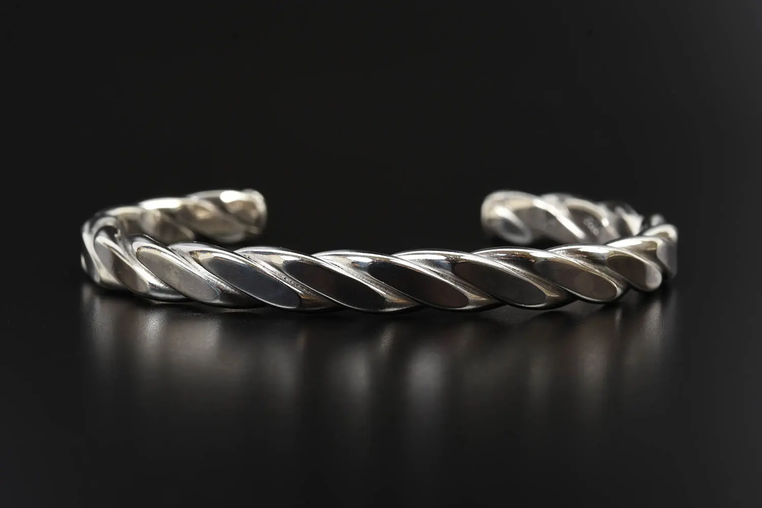 塼ɥ٥ Heavy Weight Plait Cuff 925 Silver Polished