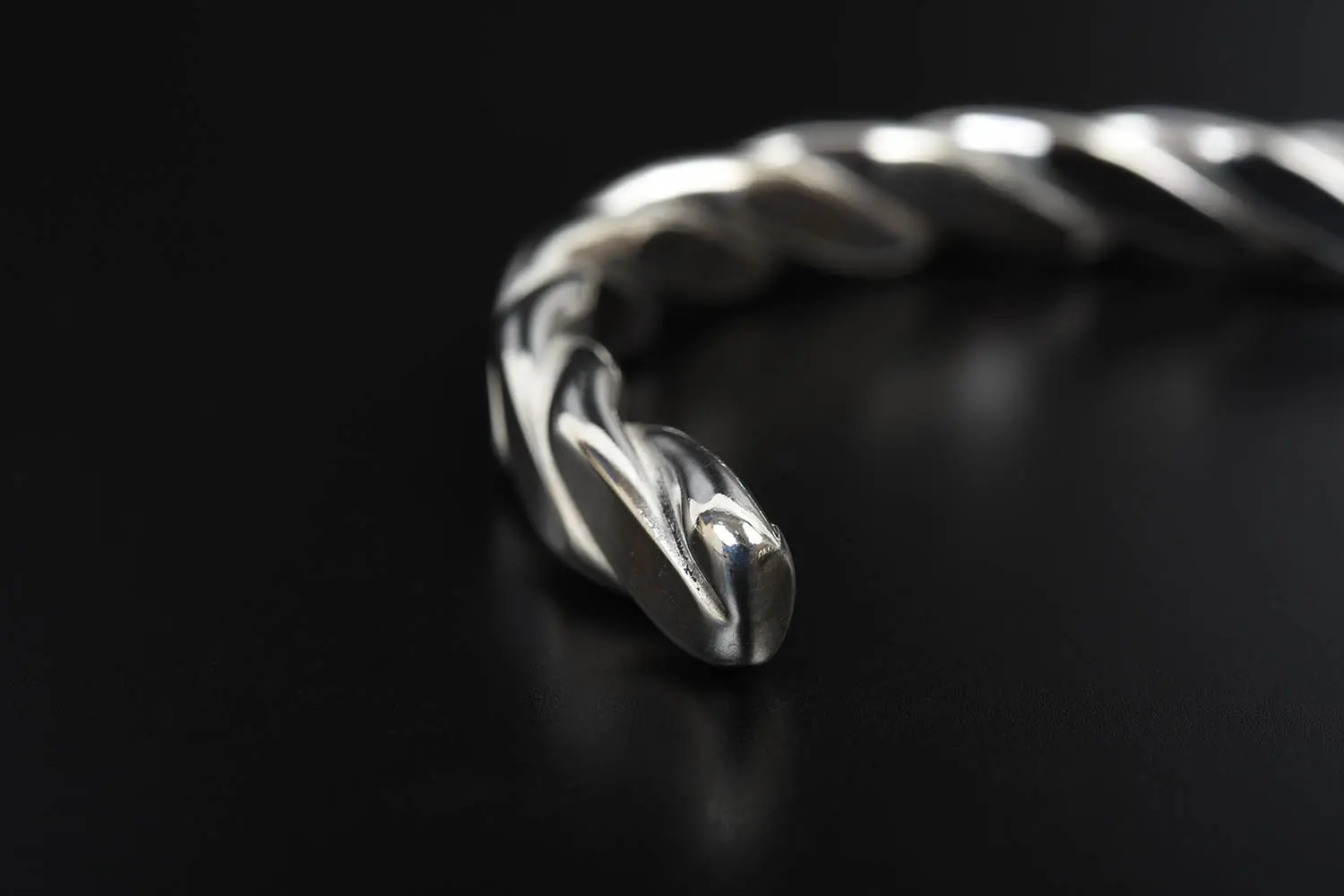 塼ɥ٥ Heavy Weight Plait Cuff 925 Silver Polished