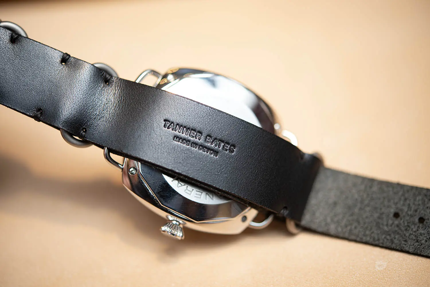 TANNER BATES NATO WATCH STRAP 20mm ꥢ쥶 (BLACK/SILVER)